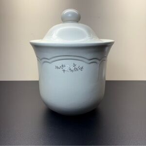 Vintage Pfaltzgraff Heirloom 2 Quart Stoneware Canister With Lid